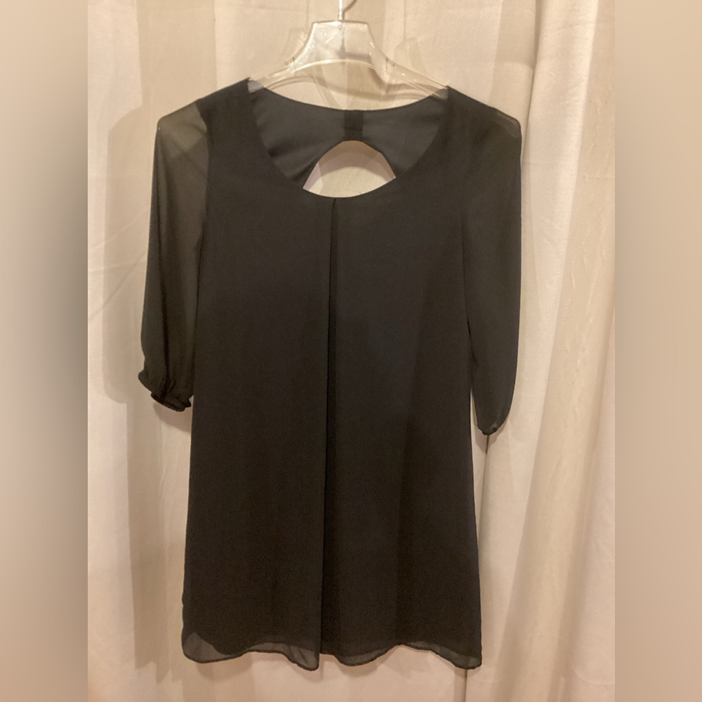 Women’s dress